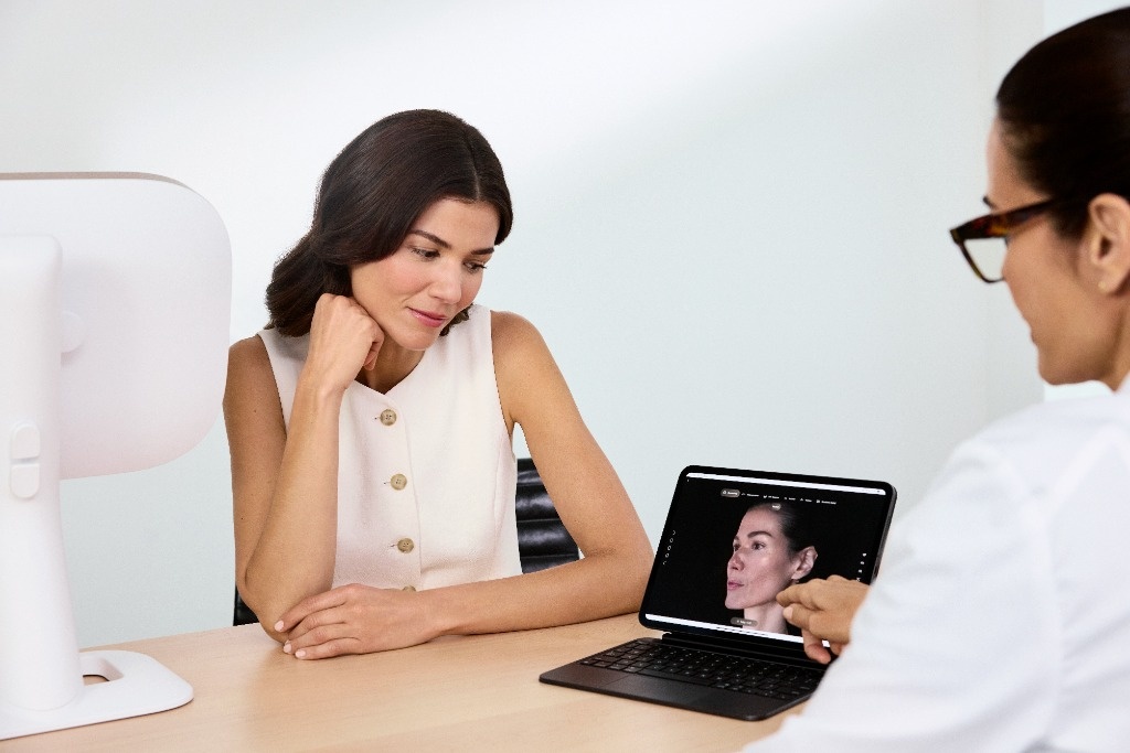 Aura 3D Skin Analysis Consultation & Digital Twin Review